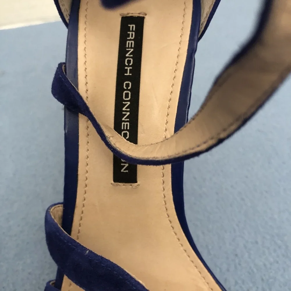 French‎ Connection Women's Blue Suede Slip-On Open Toe Zip Back Heels - Sz 9